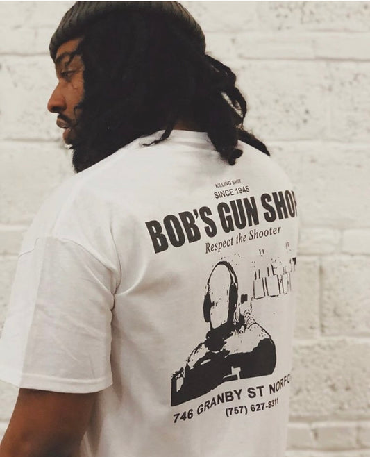 BOBS GUN SHOP( white)