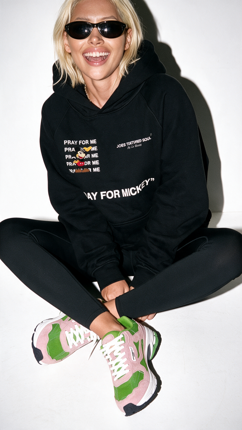 “PRAY FOR MICKEY” HOODIE” (BLK)